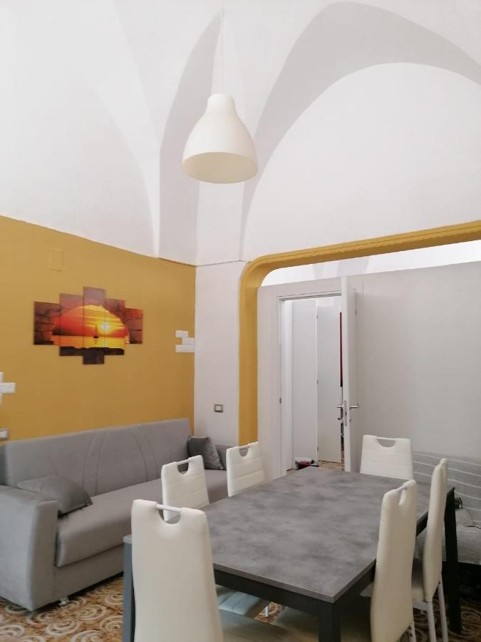 Appartamento A 10 Min A Piedi Dal Centro Storico Lecce Exterior foto